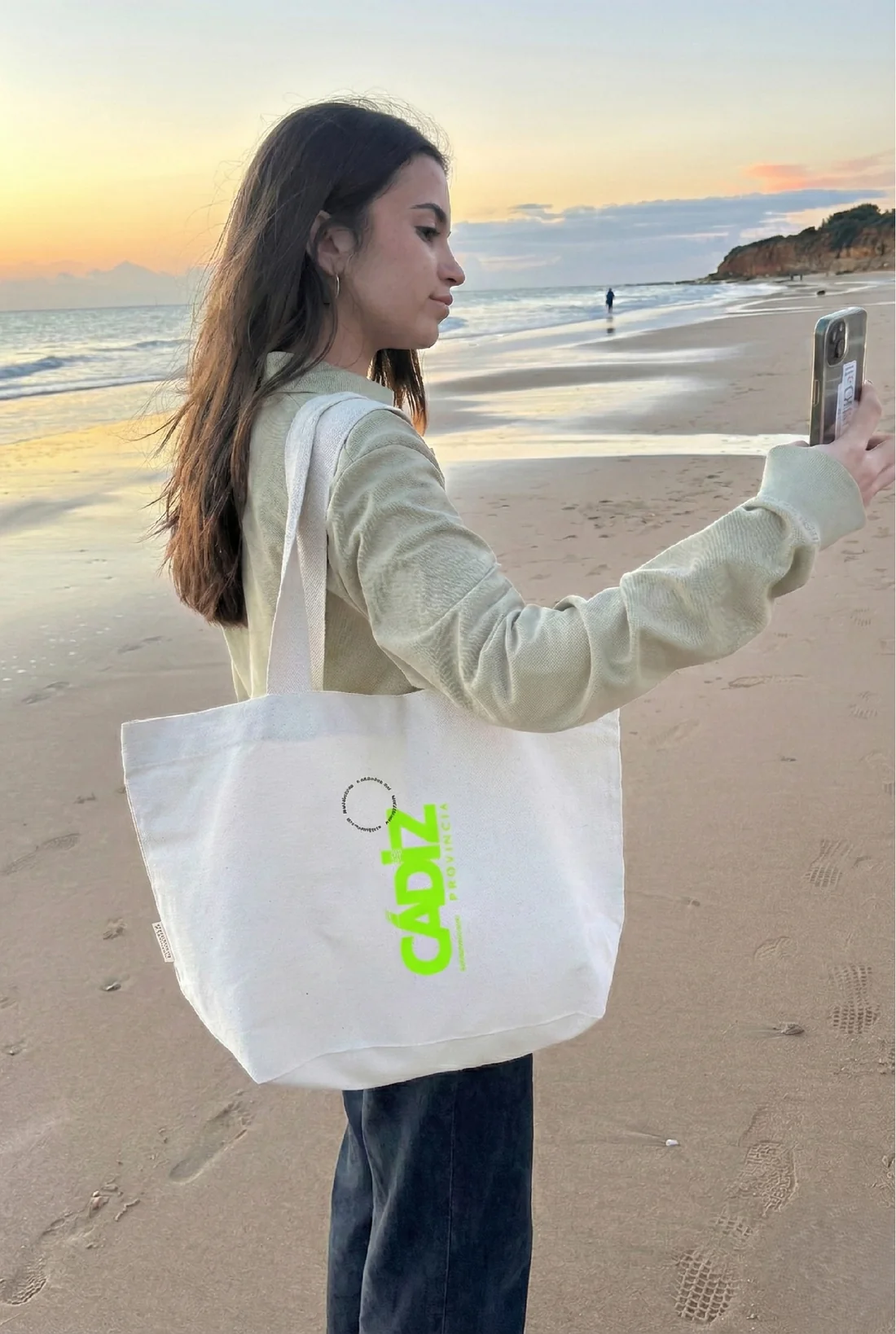 Bolsa promocional en uso